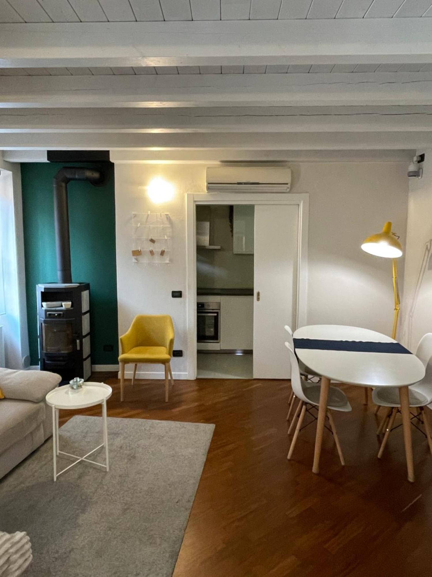 Amelie Apartment Desenzano del Garda Exteriör bild